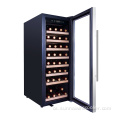 Skleněné dveře chladničky černého vína